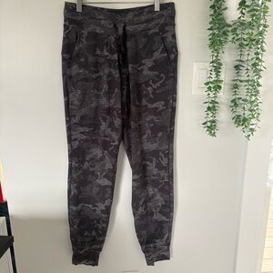 Lululemon Ready to Rulu HR Jogger Heritage 365 Camo Deep Coal Multi 6